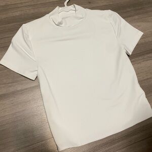 Aritzia Contours Crew